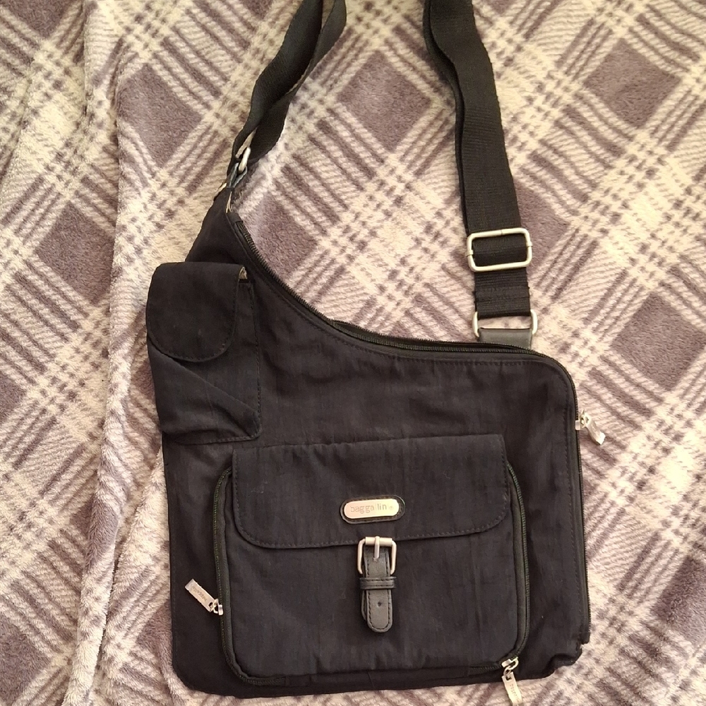 Baggallini Black Crossbody Bag with Silver Accents